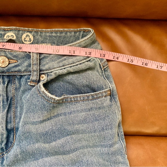 Rewash Jeans US 5 27in Waist Distressed  Ankle jeans Med Blue womans EUC - Picture 3 of 7